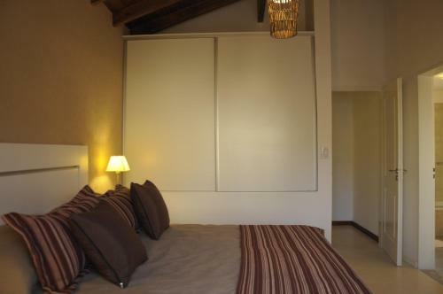 Apartamento Lom Suites