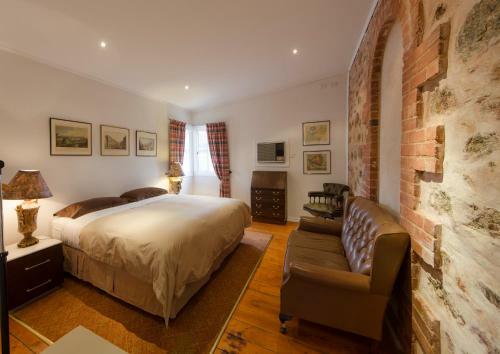 Villa Broken Hill Outback Church Stay