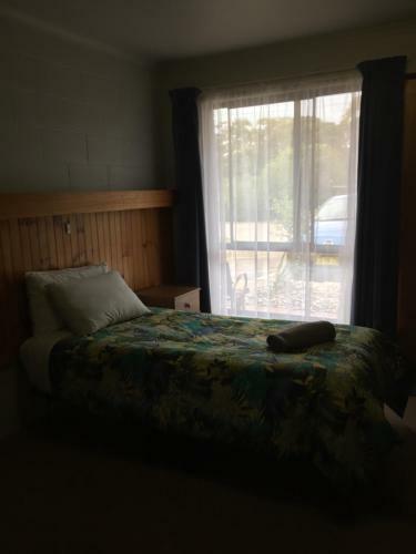 Eden Golf View Motel