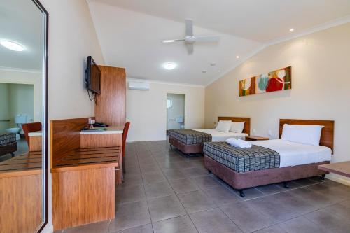 Motel Roma Explorers Inn