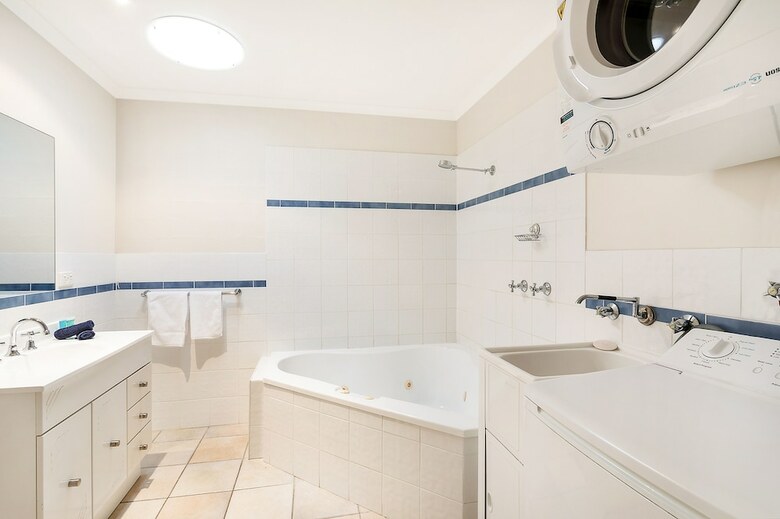 Sails Luxury Apartments Merimbula