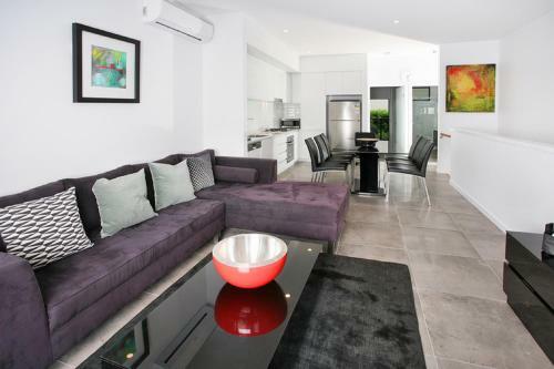 L27b 3br Red Hill - Uptown Apartments