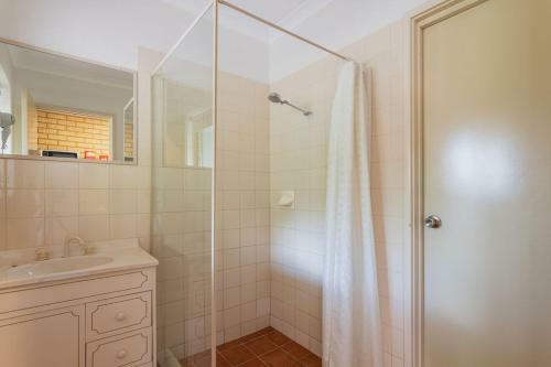 Hotel Busselton Villas And Caravan Park