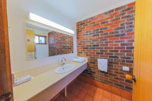 Country Roads Motor Inn Naracoorte