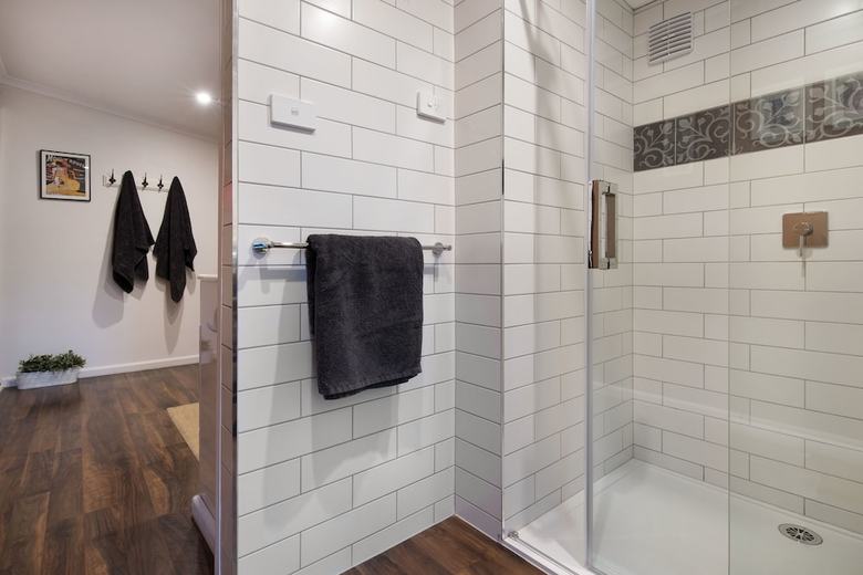 Viola @ Hepburn Springs