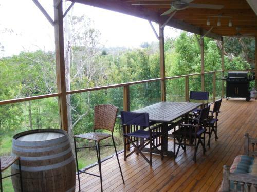Eumundi Guesthouse And B&B