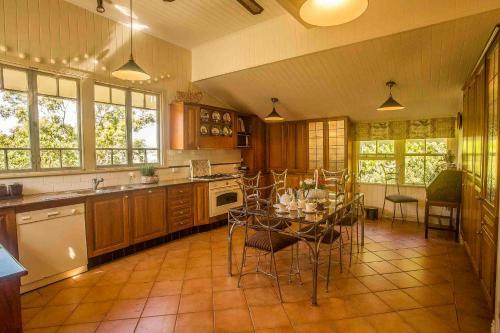 Lodge The Falls Montville