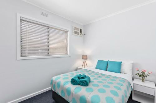 Wattle Grove Apartment