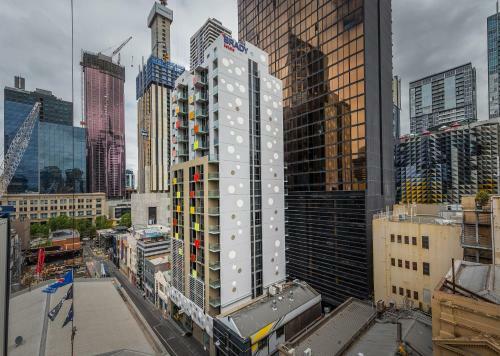 Brady Hotels Central Melbourne