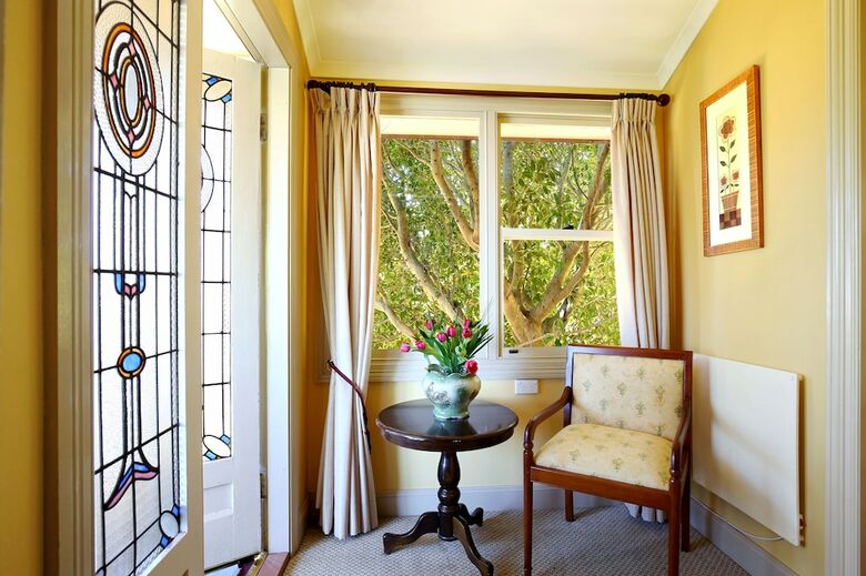 Bed & Breakfast Lurline House
