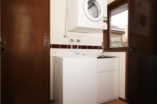 Rent Melbourne
