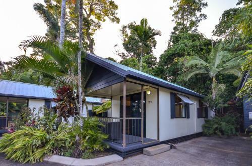 Mission Beach Hideaway Holiday Village