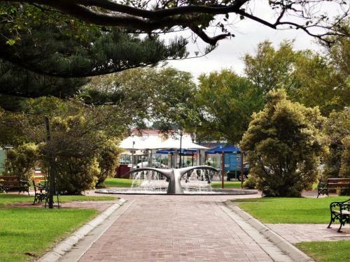 Hostal Yelki By The Sea B&B