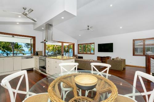 Reeflections Holiday Villas