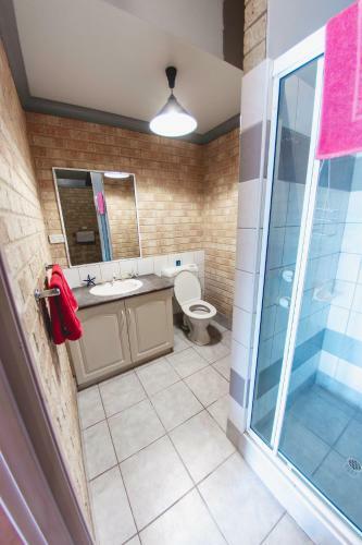 Yot Spot Apartments
