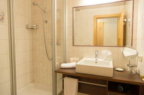 Hostal Hotel St�feli