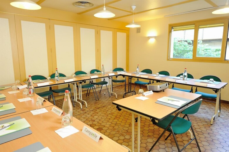 Hotel Campanile Cholet
