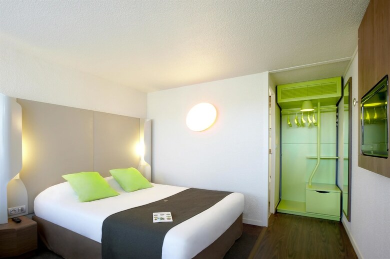 Hotel Campanile Dreux