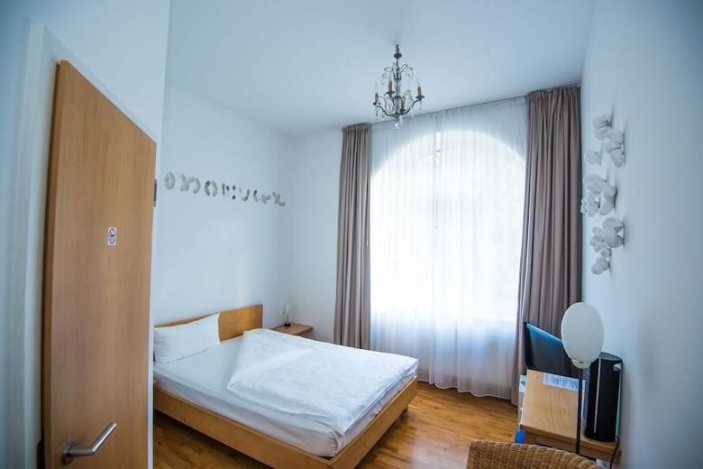 Hotel Robert Mayer