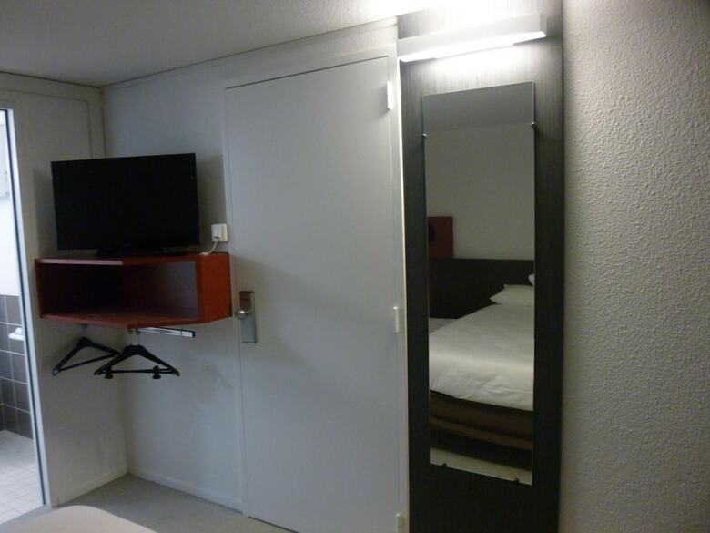 Hotel Campanile Mayenne