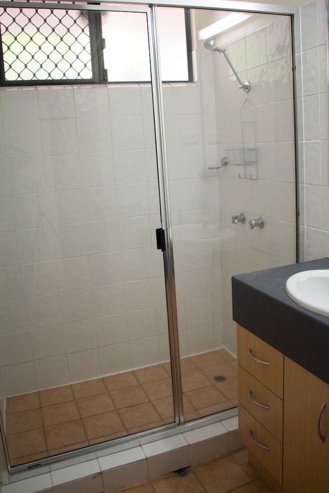 Riverpark - Studio Apartment