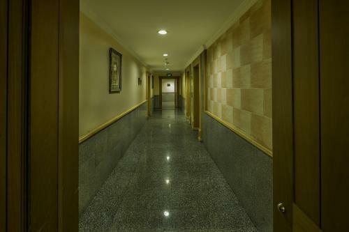 Taj Plaza Hotel