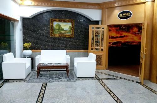 Taj Plaza Hotel
