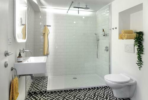 Hostal Alphabed Guest House