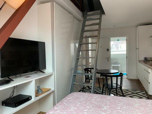 Apartment Number 22 Antwerp
