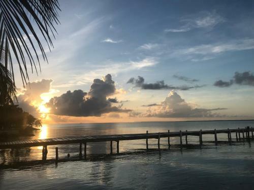 Hotel Tilt-ta-dock Resort Belize