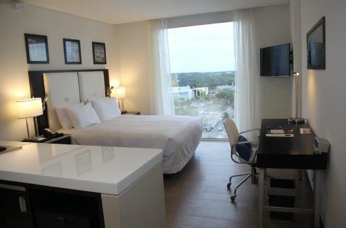 Hotel Hampton By Hilton Santa Cruz