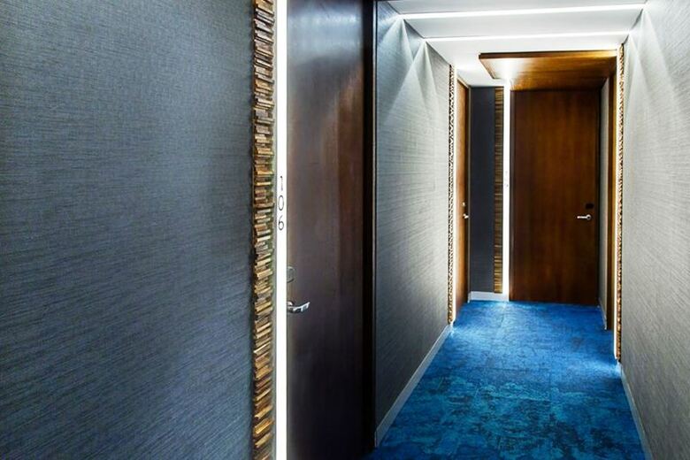 Atix Hotel