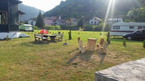 Auto Kamp Lav
