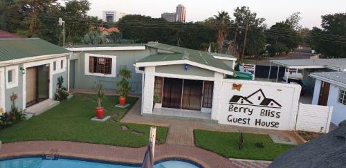 Hostal Berry Bliss Guest House