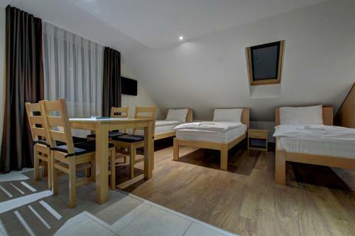 Motel Tihe Noci