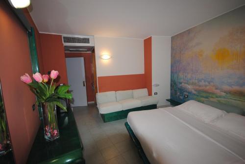 Hotel Business
