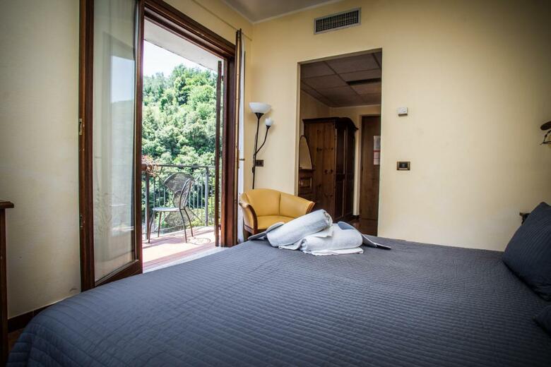 Hotel Lago Bin