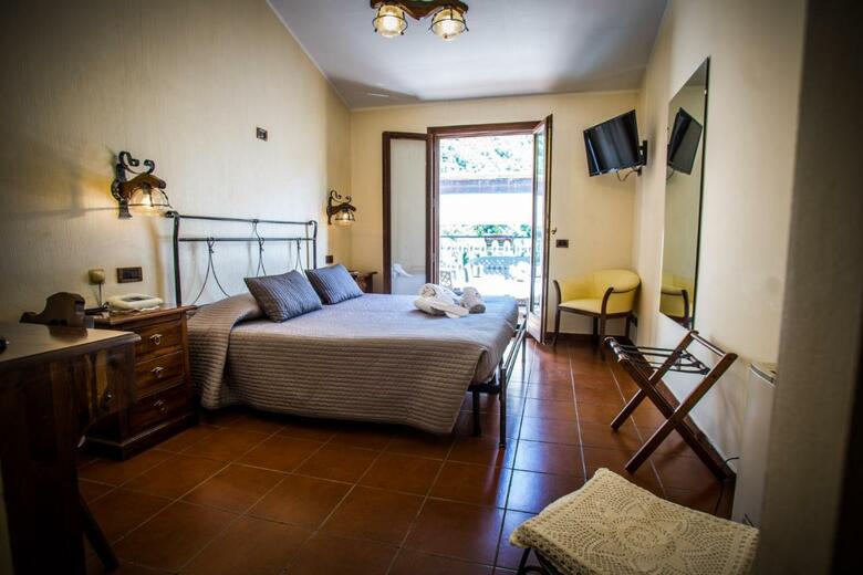 Hotel Lago Bin