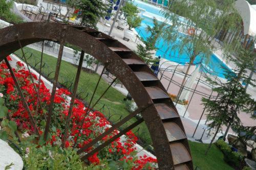 Hotel Lago Bin