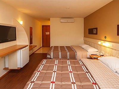 Hotel 10 Palmas