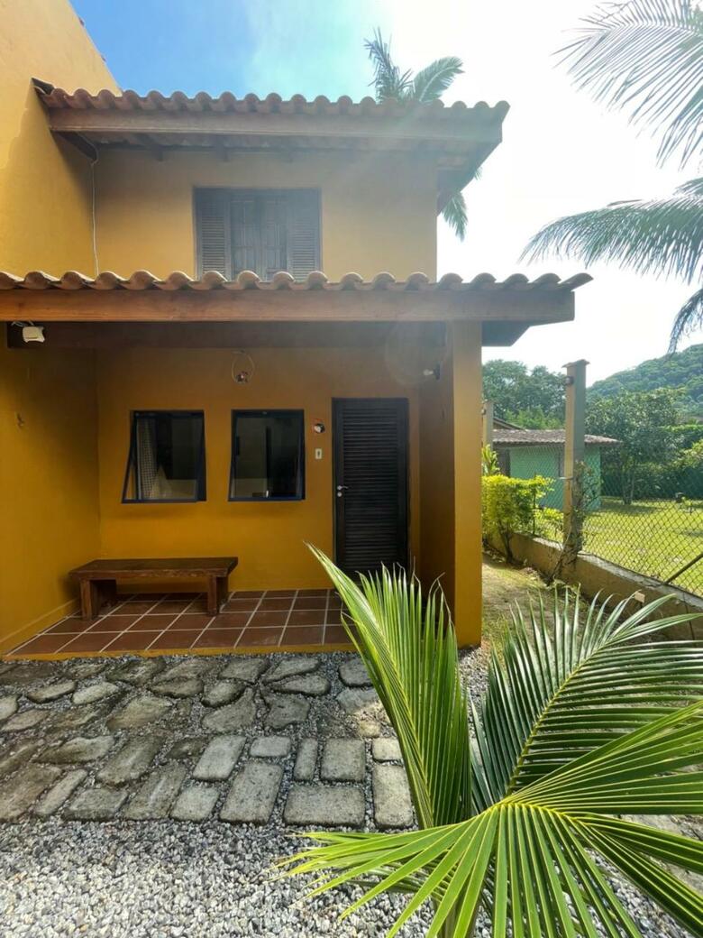 Chal�s �gua De Coco
