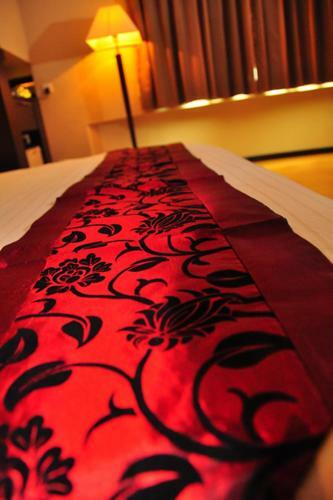 Tat Place Hotel