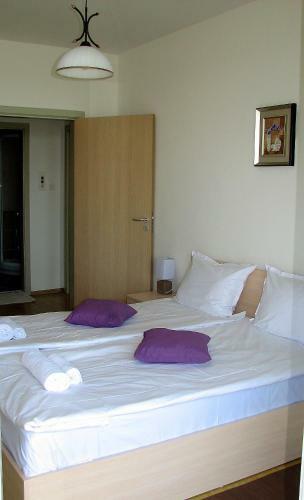 Two-bedroom Apartment Donika