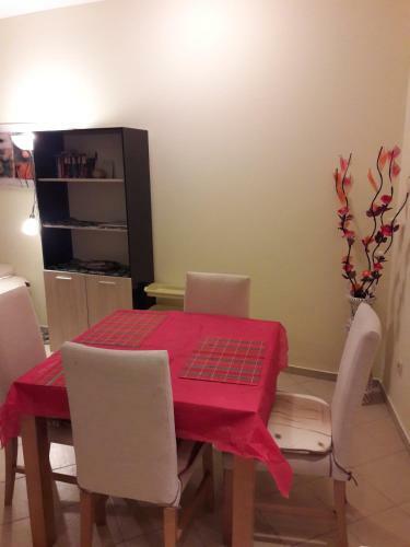 Eden Apartment