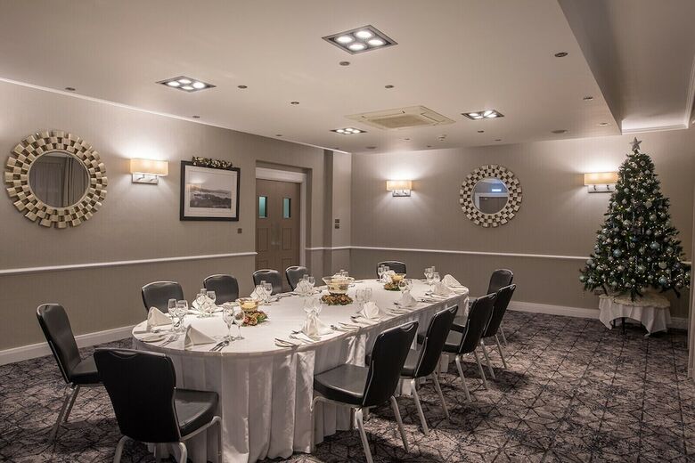 Rosslea Hall Hotel