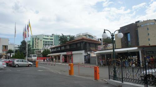 Miramar Front Beach Self Catering Apartments