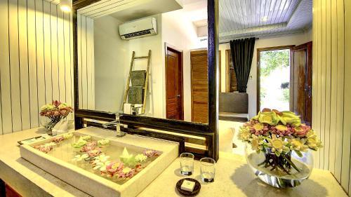 Hotel La Residence Blanc D'angkor