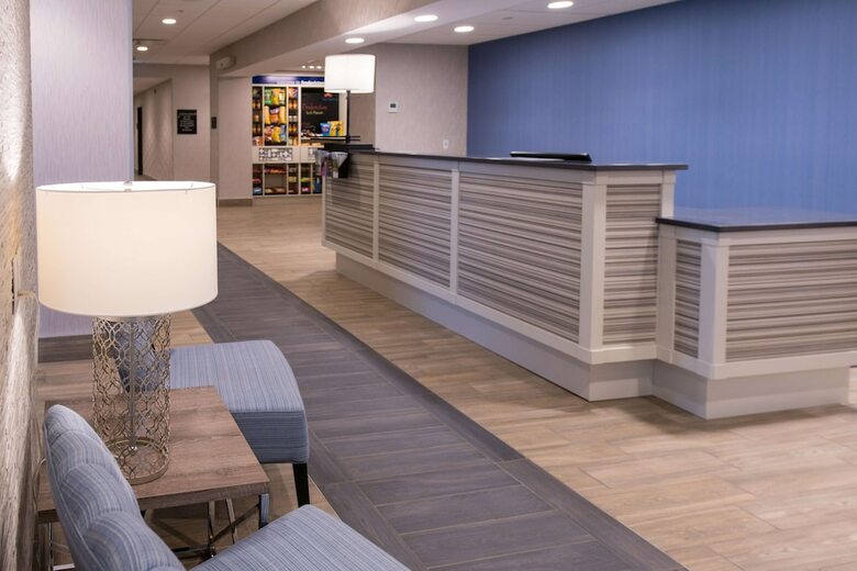 Hotel Hampton Inn & Suites By Hilton Fredericton