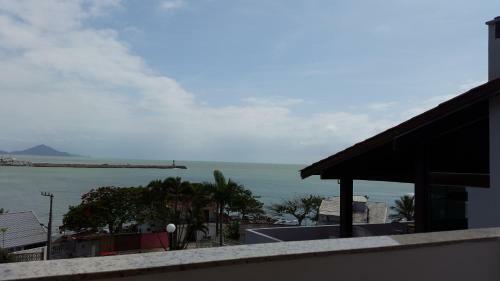 Hostal Pousada Cabe�udas
