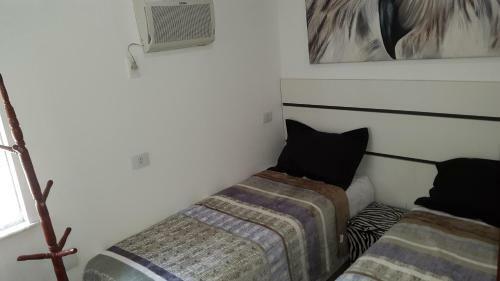 Hostal Pousada Cabe�udas